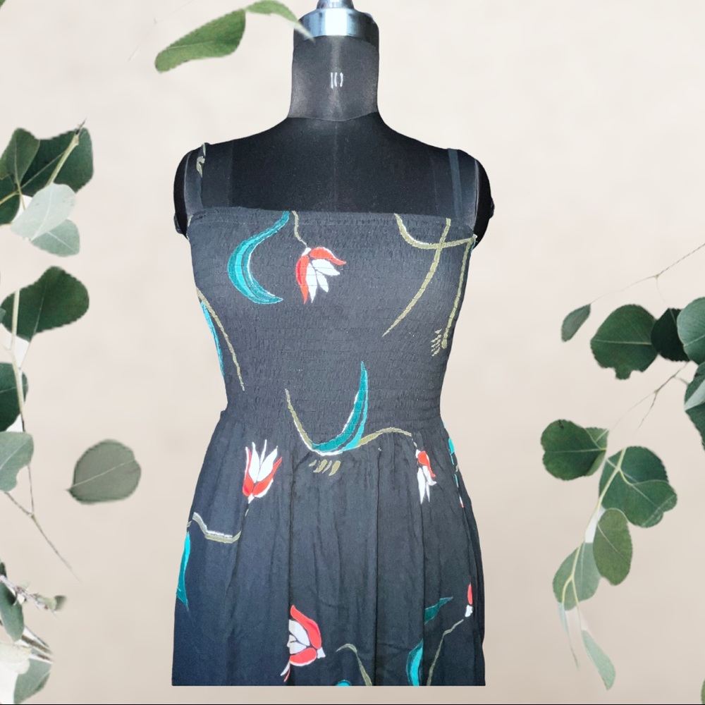 H&M Branded dress - Picture 2 of 2